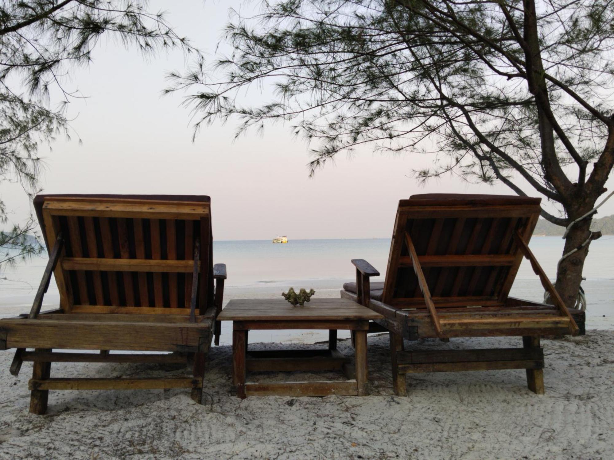 Green Blue Beach Hostel Koh Rong Sanloem Dış mekan fotoğraf