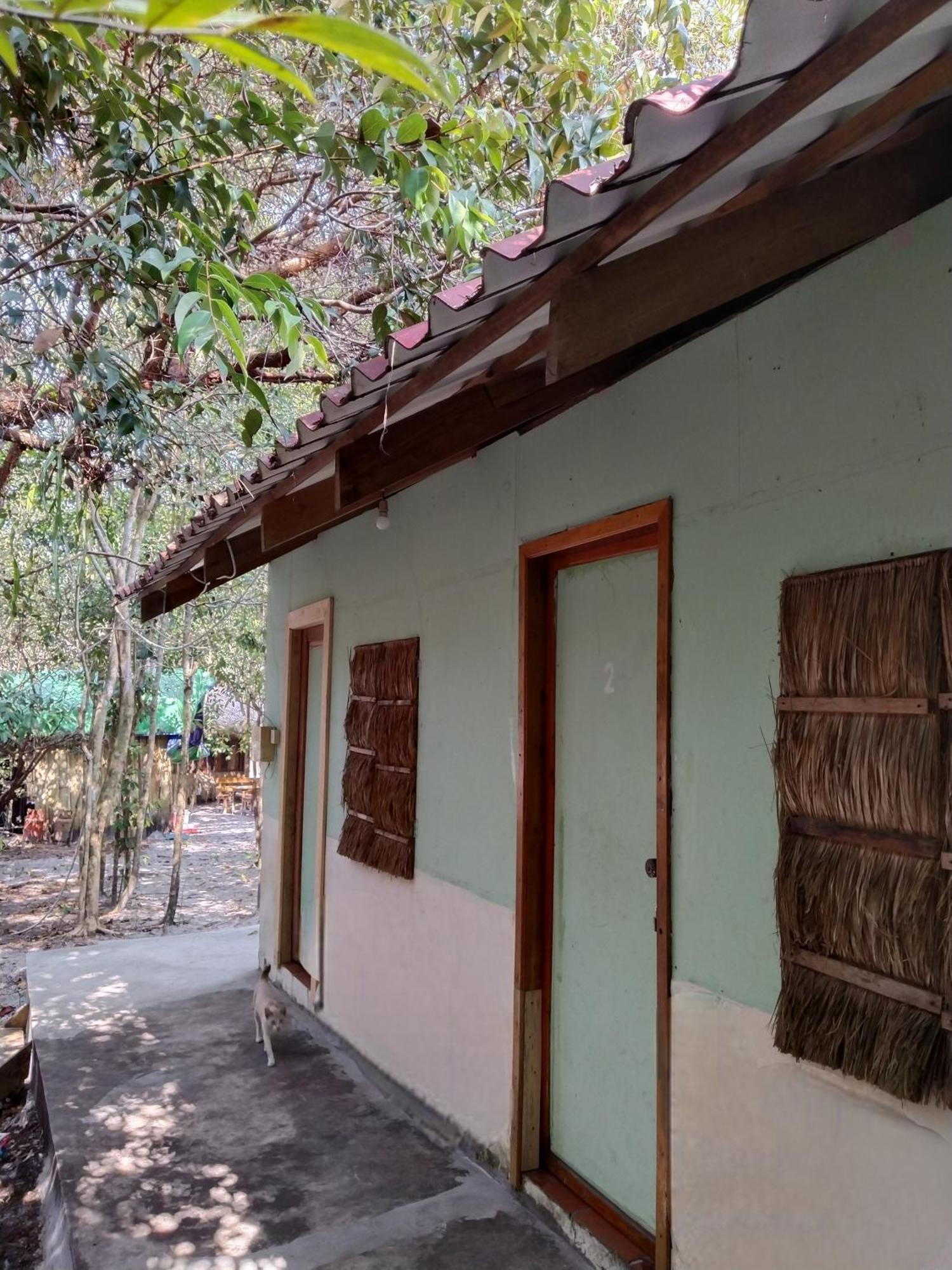 Green Blue Beach Hostel Koh Rong Sanloem Dış mekan fotoğraf