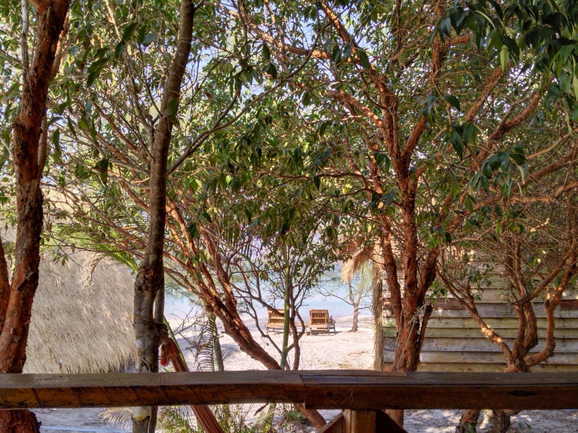 Green Blue Beach Hostel Koh Rong Sanloem Dış mekan fotoğraf