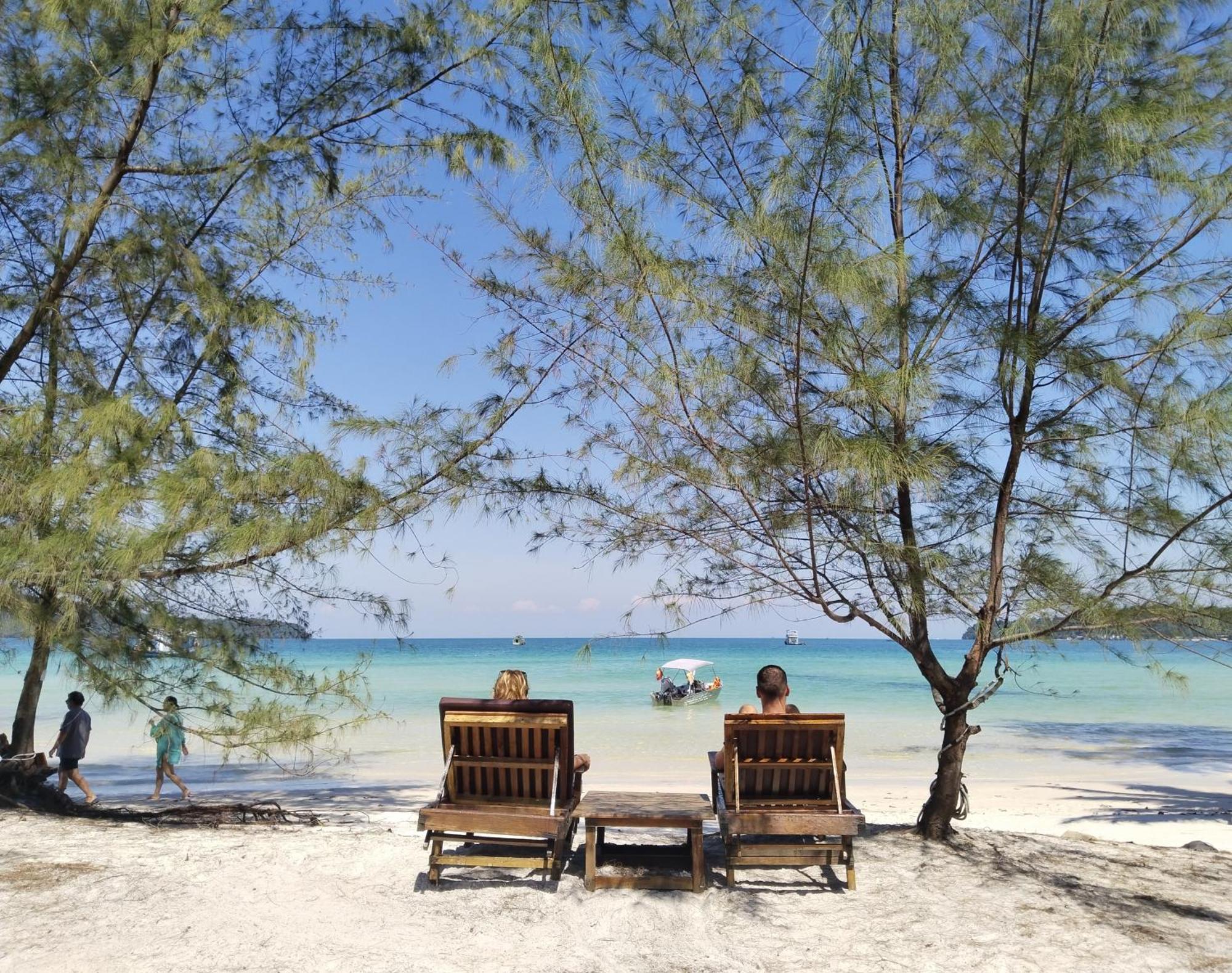 Green Blue Beach Hostel Koh Rong Sanloem Dış mekan fotoğraf