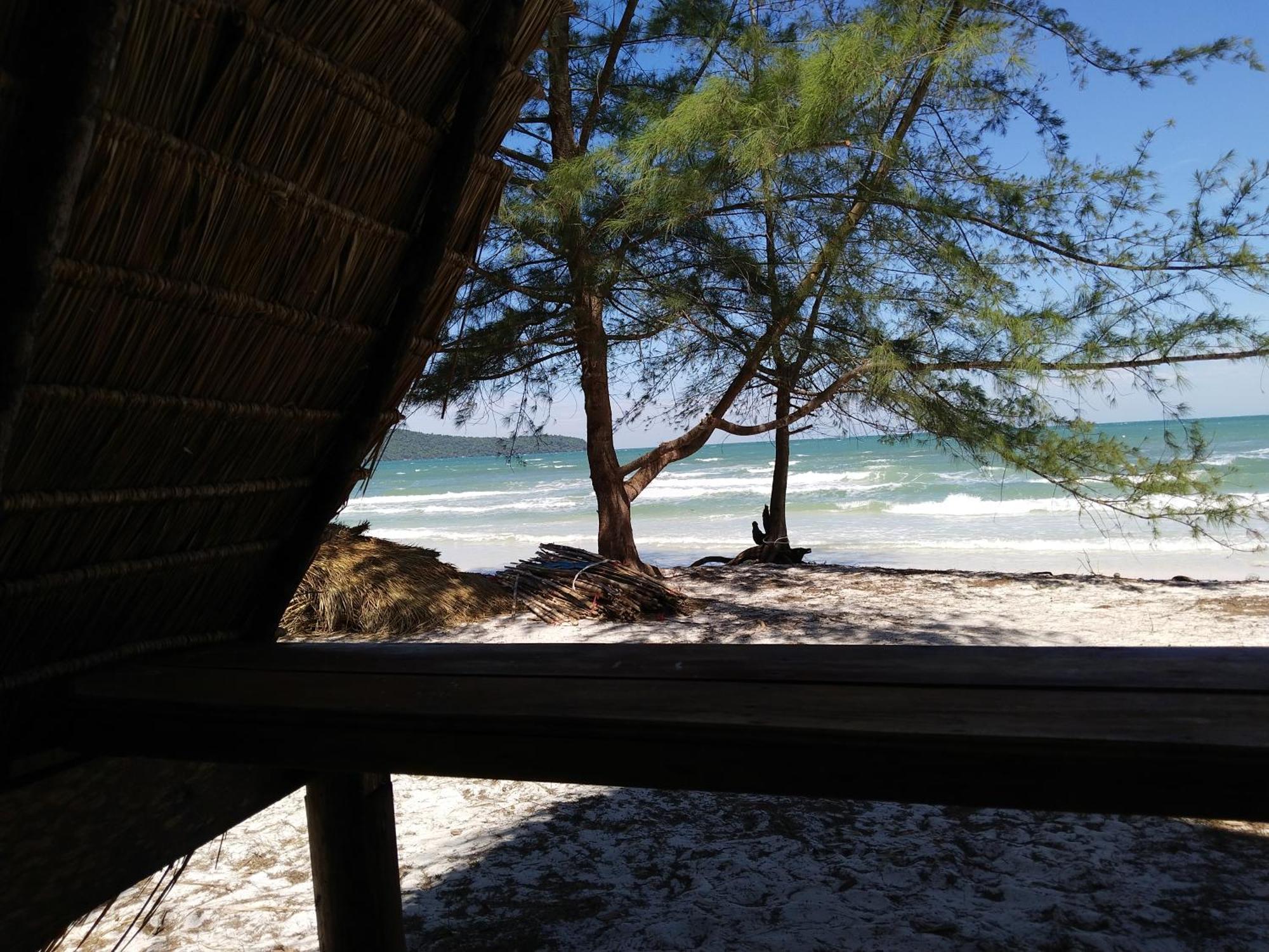 Green Blue Beach Hostel Koh Rong Sanloem Dış mekan fotoğraf