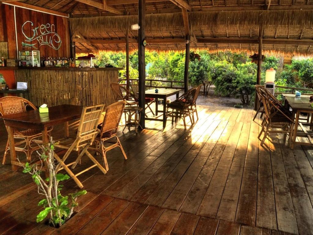Green Blue Beach Hostel Koh Rong Sanloem Dış mekan fotoğraf