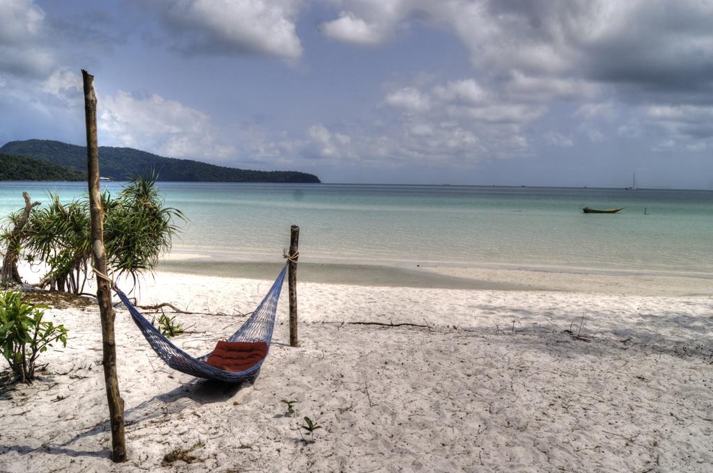 Green Blue Beach Hostel Koh Rong Sanloem Dış mekan fotoğraf